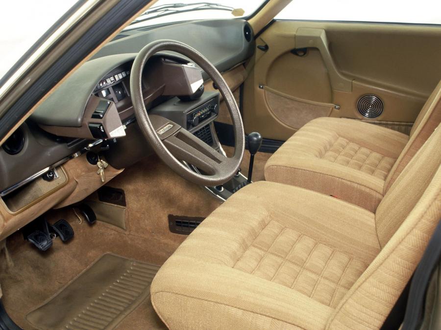  Citroen CX 2400 Pallas 1976 года  (фото 6 из 7)